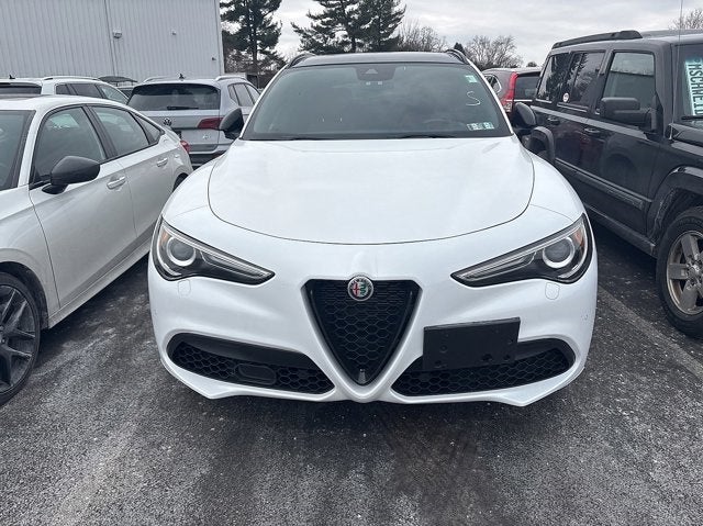 2022 Alfa Romeo Stelvio Veloce
