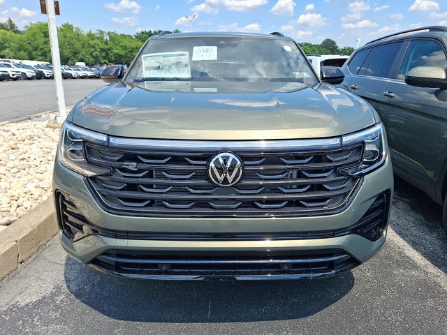 2026 Volkswagen Atlas Cross Sport 2.0T SEL R-Line Black