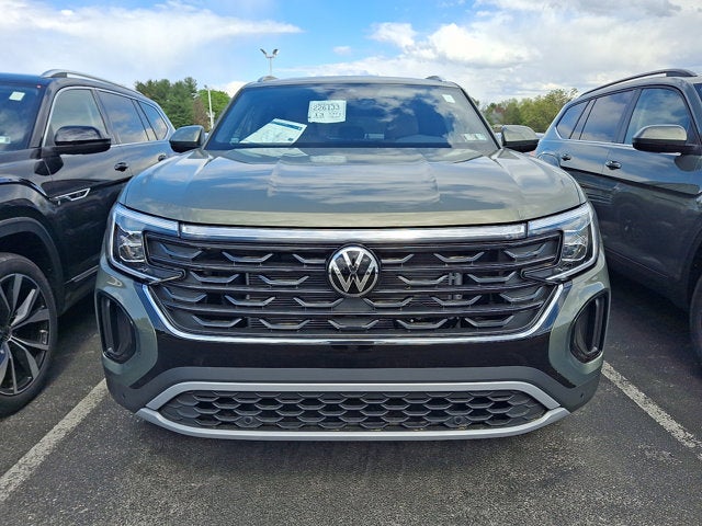 2026 Volkswagen Atlas Cross Sport 2.0T SE w/Technology