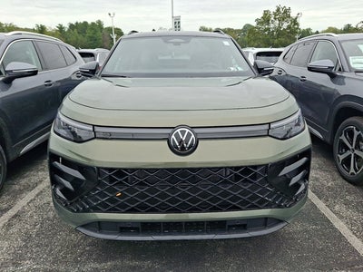 2026 Volkswagen Tiguan SE R-Line Black