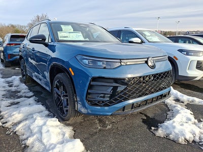 2026 Volkswagen Tiguan SE R-Line Black