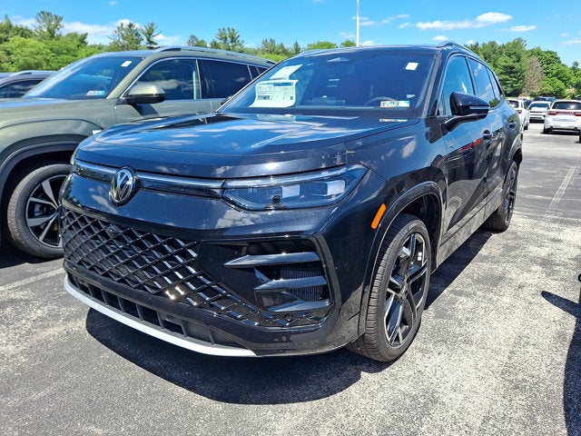 2026 Volkswagen Tiguan SEL R-Line Turbo