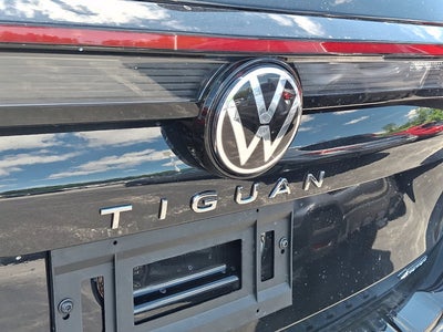 2026 Volkswagen Tiguan SEL R-Line Turbo