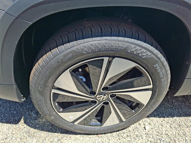 2026 Volkswagen Taos SE