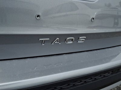 2026 Volkswagen Taos SE