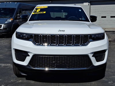 2026 Jeep Grand Cherokee Laredo