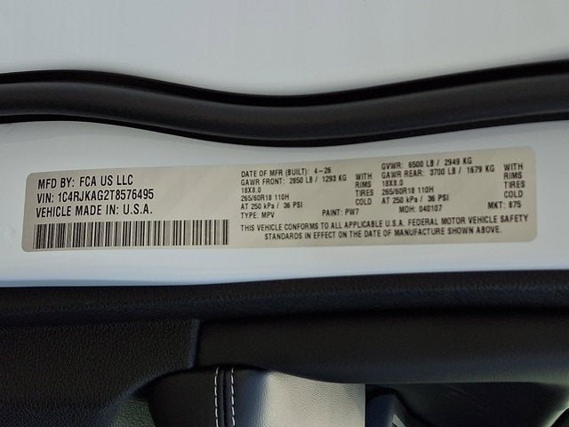 2026 Jeep Grand Cherokee Laredo