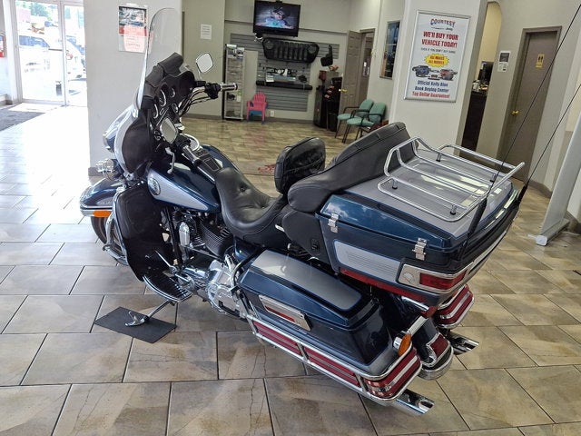 2001 Harley-Davidson Flht Cui Base