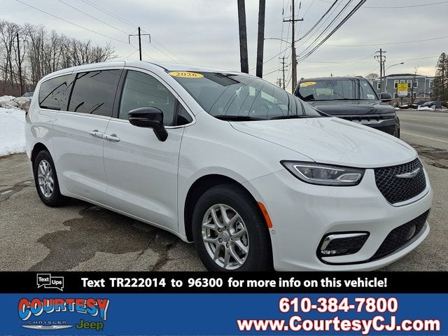 2026 Chrysler Pacifica Select
