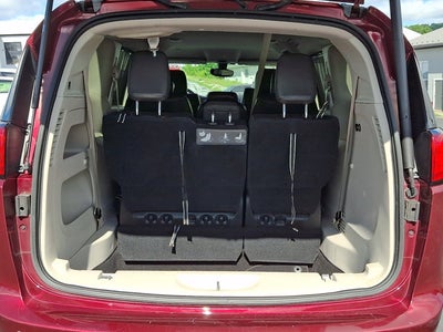 2017 Chrysler Pacifica Touring-L Plus