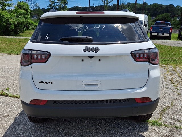 2026 Jeep Compass Latitude Altitude