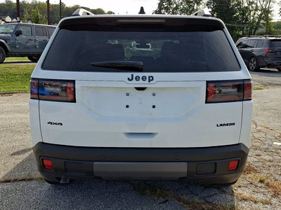 2026 Jeep Cherokee Laredo