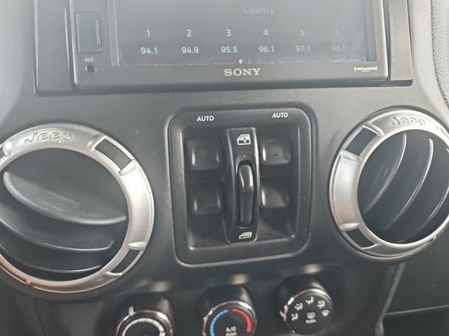 2015 Jeep Wrangler Unlimited Sahara