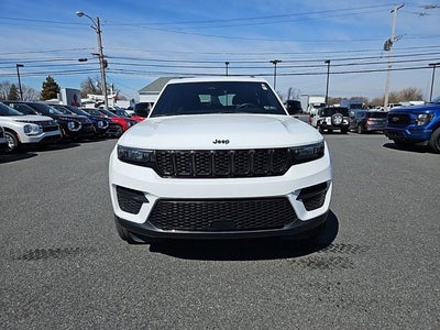 2022 Jeep Grand Cherokee Altitude