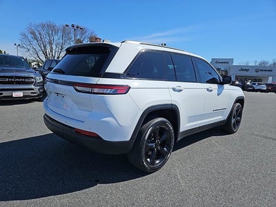 2022 Jeep Grand Cherokee Altitude