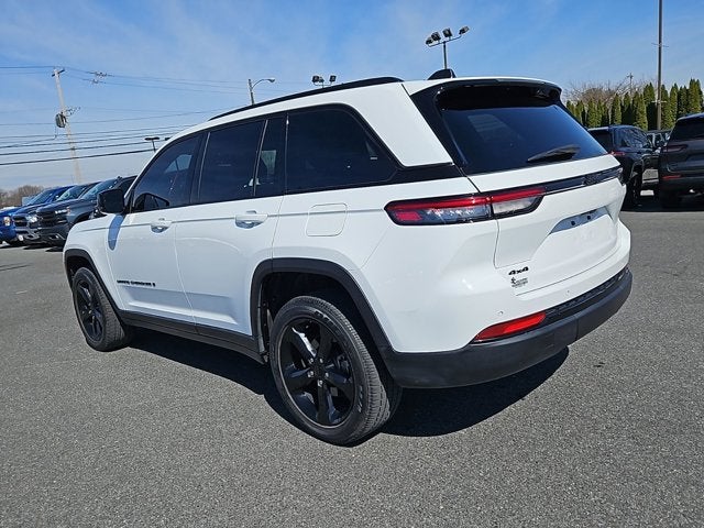 2022 Jeep Grand Cherokee Altitude