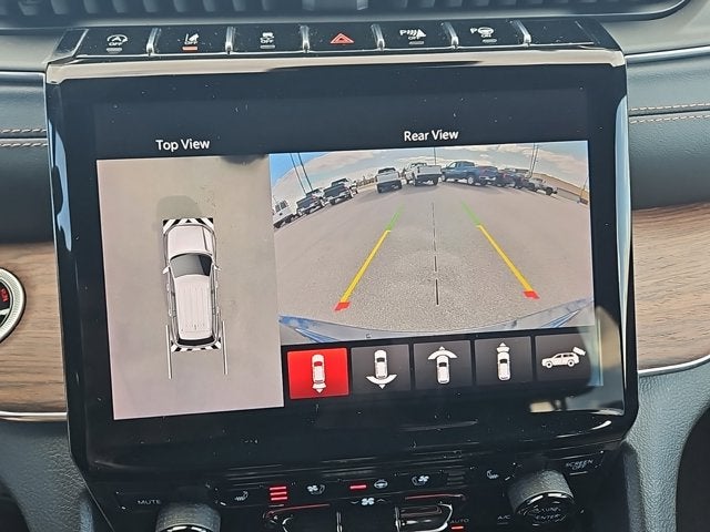 2023 Jeep Grand Cherokee Summit