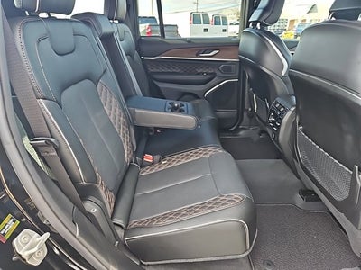 2023 Jeep Grand Cherokee Summit