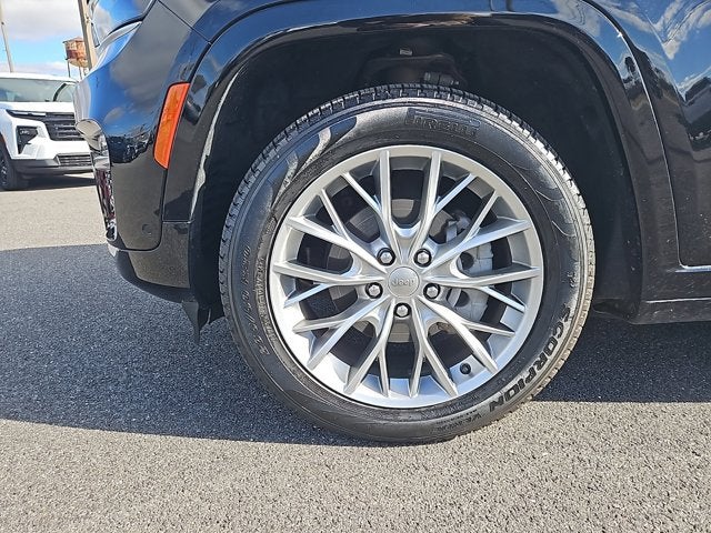 2023 Jeep Grand Cherokee Summit