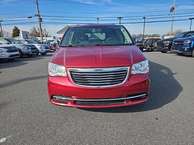 2016 Chrysler Town & Country Touring-L Anniversary Edition