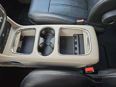 2016 Chrysler Town & Country Touring-L Anniversary Edition