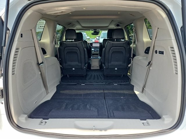 2022 Chrysler Pacifica Limited