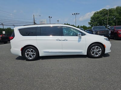 2022 Chrysler Pacifica Limited