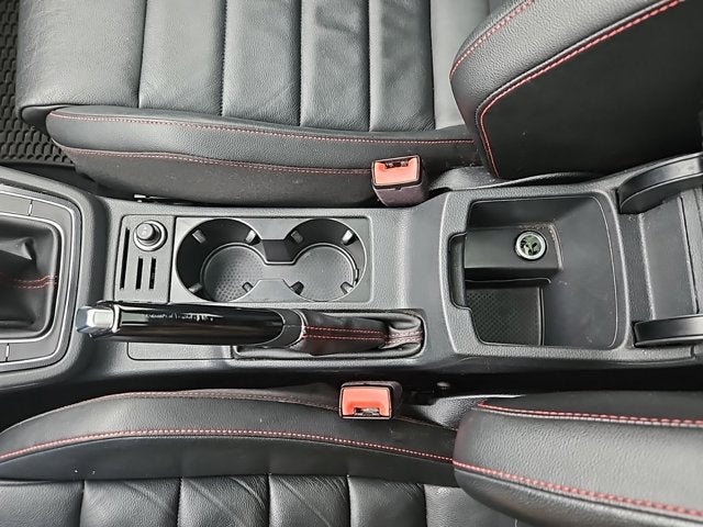 2017 Volkswagen Golf GTI Sport