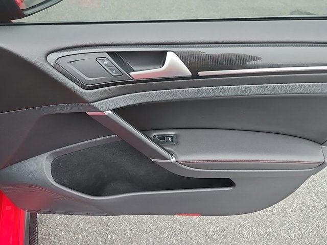 2017 Volkswagen Golf GTI Sport