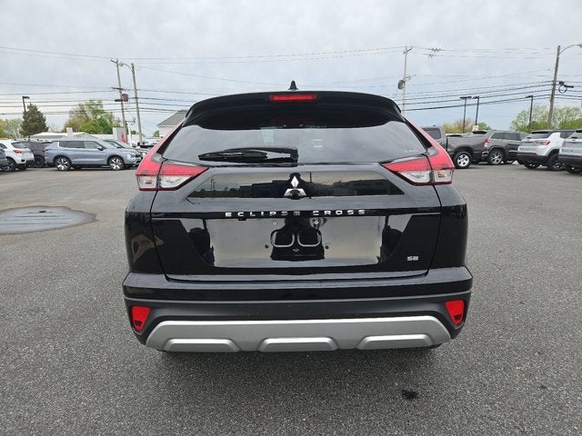 2024 Mitsubishi Eclipse Cross Base