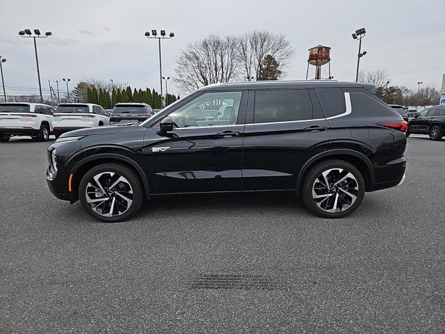 2025 Mitsubishi Outlander Plug-In Hybrid SEL