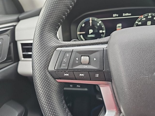 2025 Mitsubishi Outlander Plug-In Hybrid SEL