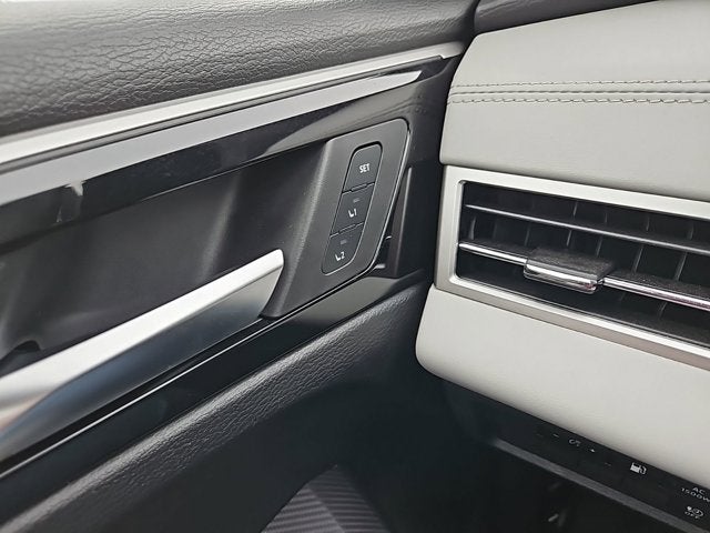 2025 Mitsubishi Outlander Plug-In Hybrid SEL