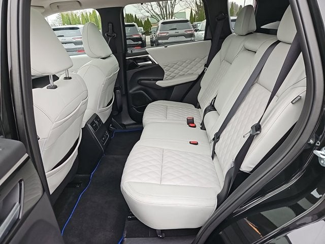 2025 Mitsubishi Outlander Plug-In Hybrid SEL