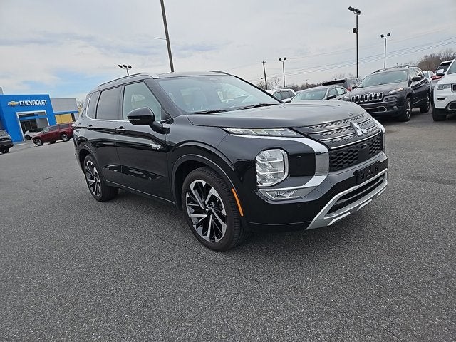 2025 Mitsubishi Outlander Plug-In Hybrid SEL