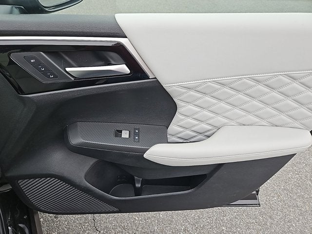 2025 Mitsubishi Outlander Plug-In Hybrid SEL