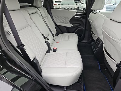 2025 Mitsubishi Outlander Plug-In Hybrid SEL