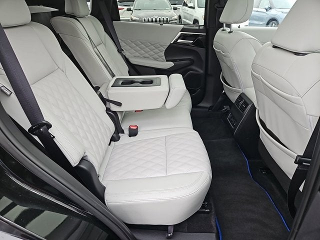 2025 Mitsubishi Outlander Plug-In Hybrid SEL