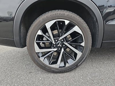 2025 Mitsubishi Outlander Plug-In Hybrid SEL