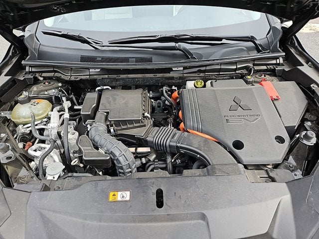 2025 Mitsubishi Outlander Plug-In Hybrid SEL