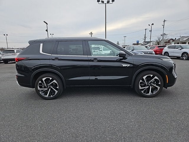 2025 Mitsubishi Outlander Plug-In Hybrid SEL